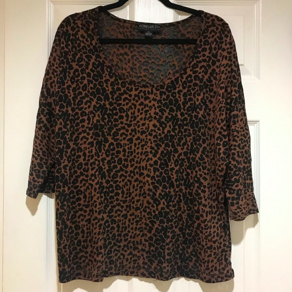 SALE! FOREVER 21+ Patterned Top, Women's Size XL